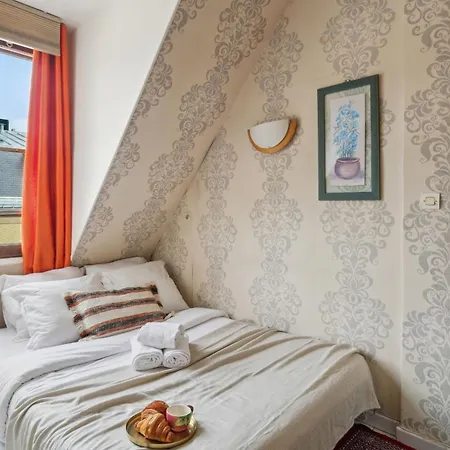 Eiffel Tower & Faubourg - 1br - Cityapartmentstay * Παρίσι